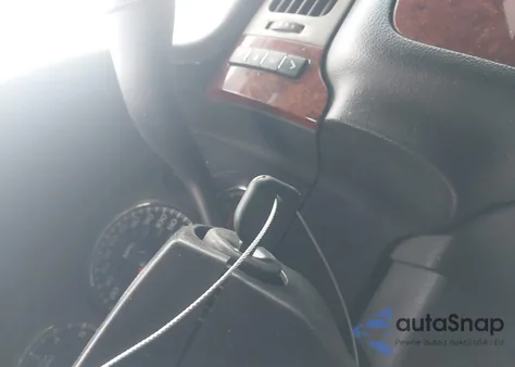 2010 Chevrolet Tahoe Lt из США, поврежденный, VIN 1GNUCBE0XAR193808